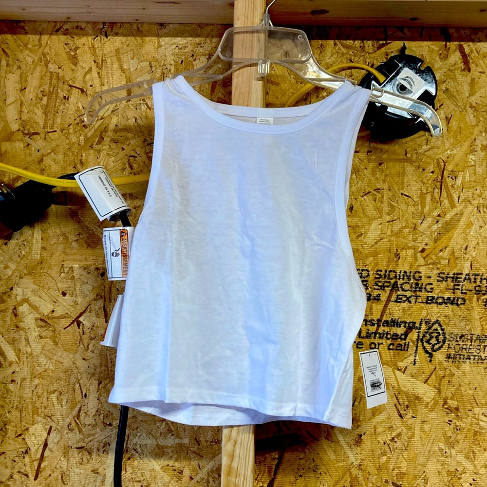 5B halter tank (crop top)